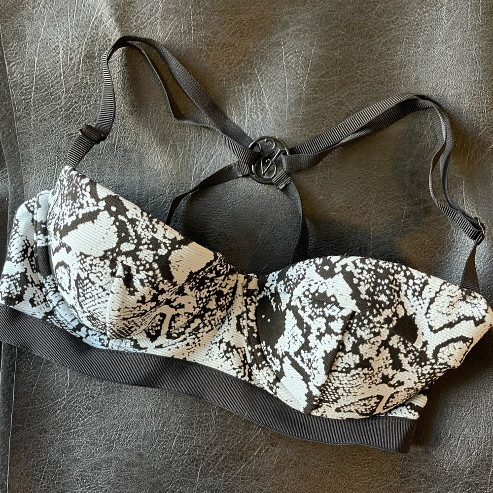 Victoria’s Secret Bikini Top